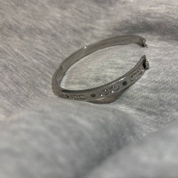 Coach sterling silver Kissing "c" bracelet - Picture 5 of 6